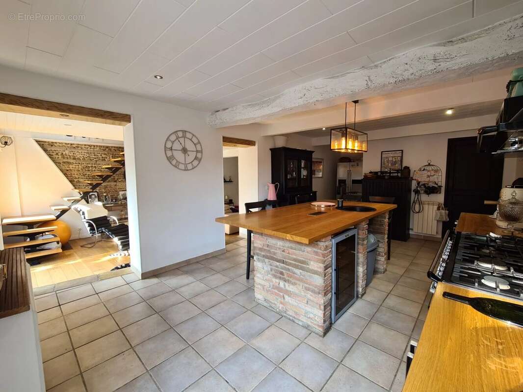 Maison à GRATENTOUR