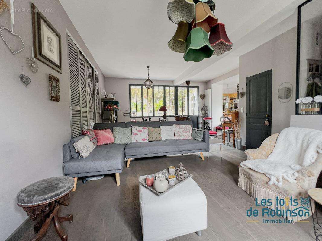 Maison à LE PLESSIS-ROBINSON