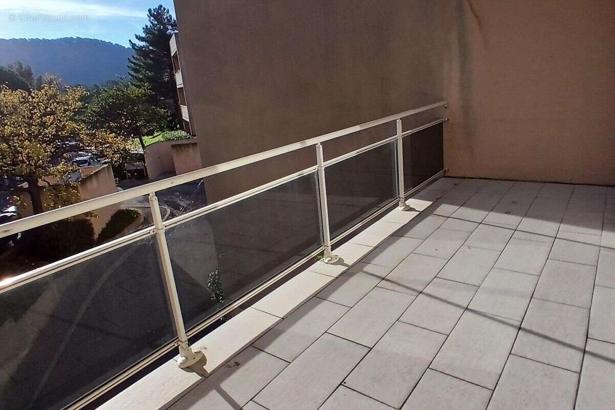 Appartement à MARSEILLE-9E