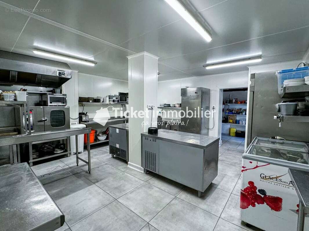 Commerce à COLOMIERS