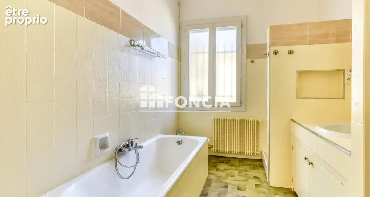 Béziers - Maison T4 de plain-pied avec garage, atelier et vaste jardin - 250 000 EUROS - photo 8