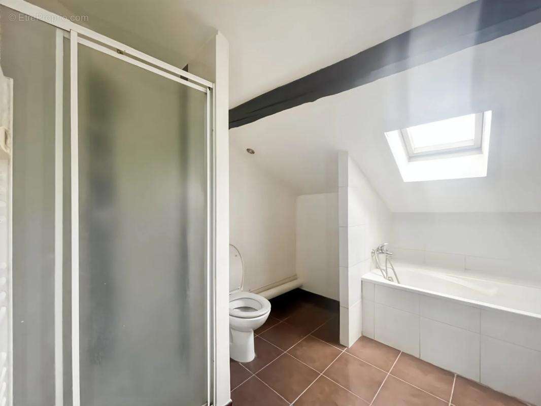 Appartement à CORBEIL-ESSONNES