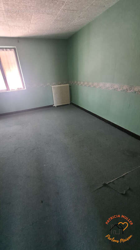 Maison à ETEIGNIERES