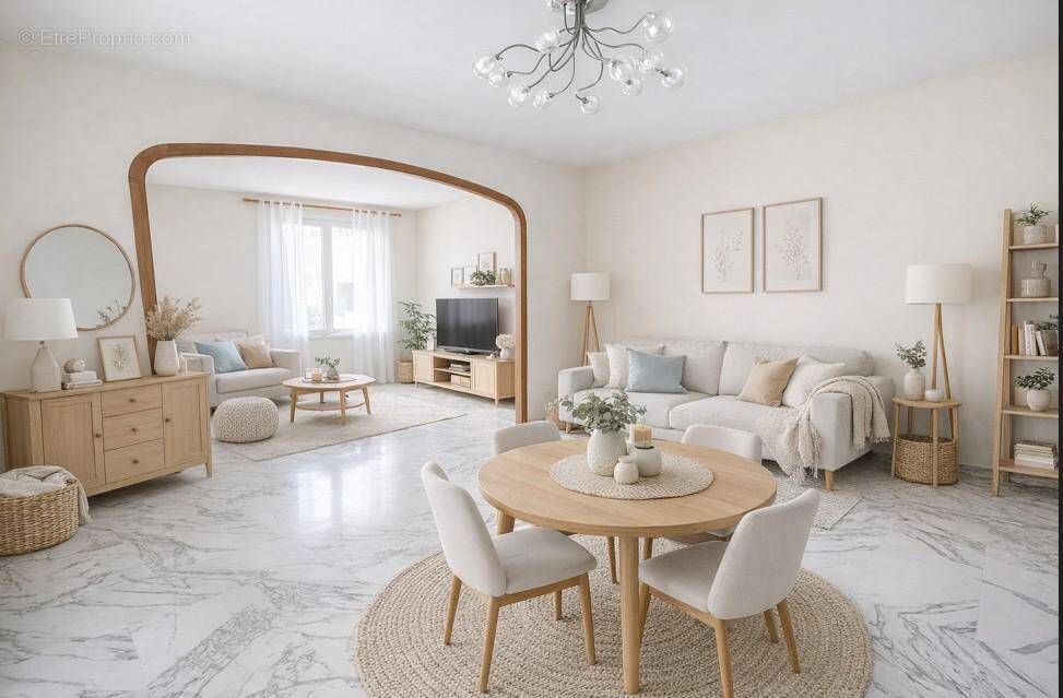   - Maison à PORTET-SUR-GARONNE