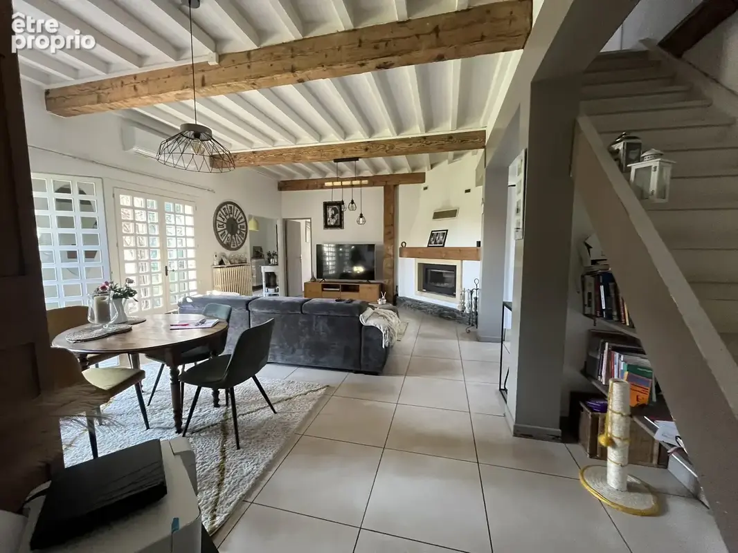 Propriété 4 Faces 217m2 habitable sur 1222m2 de terrain - photo 5