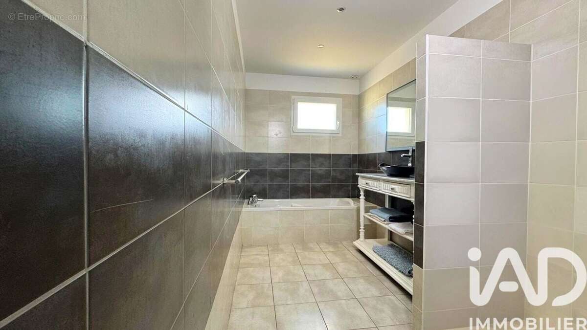 Photo 5 - Maison à ABEILHAN