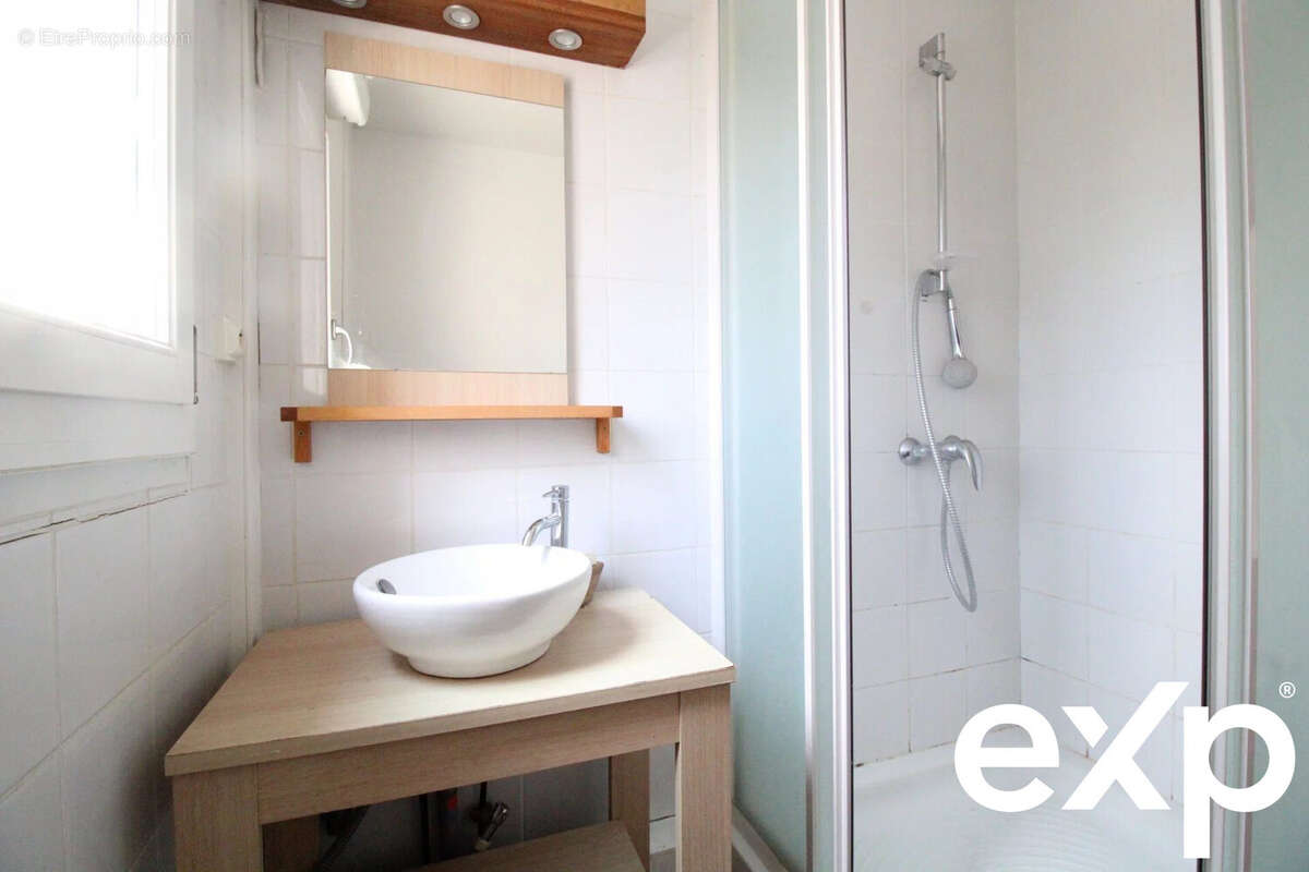 Appartement à LANVALLAY