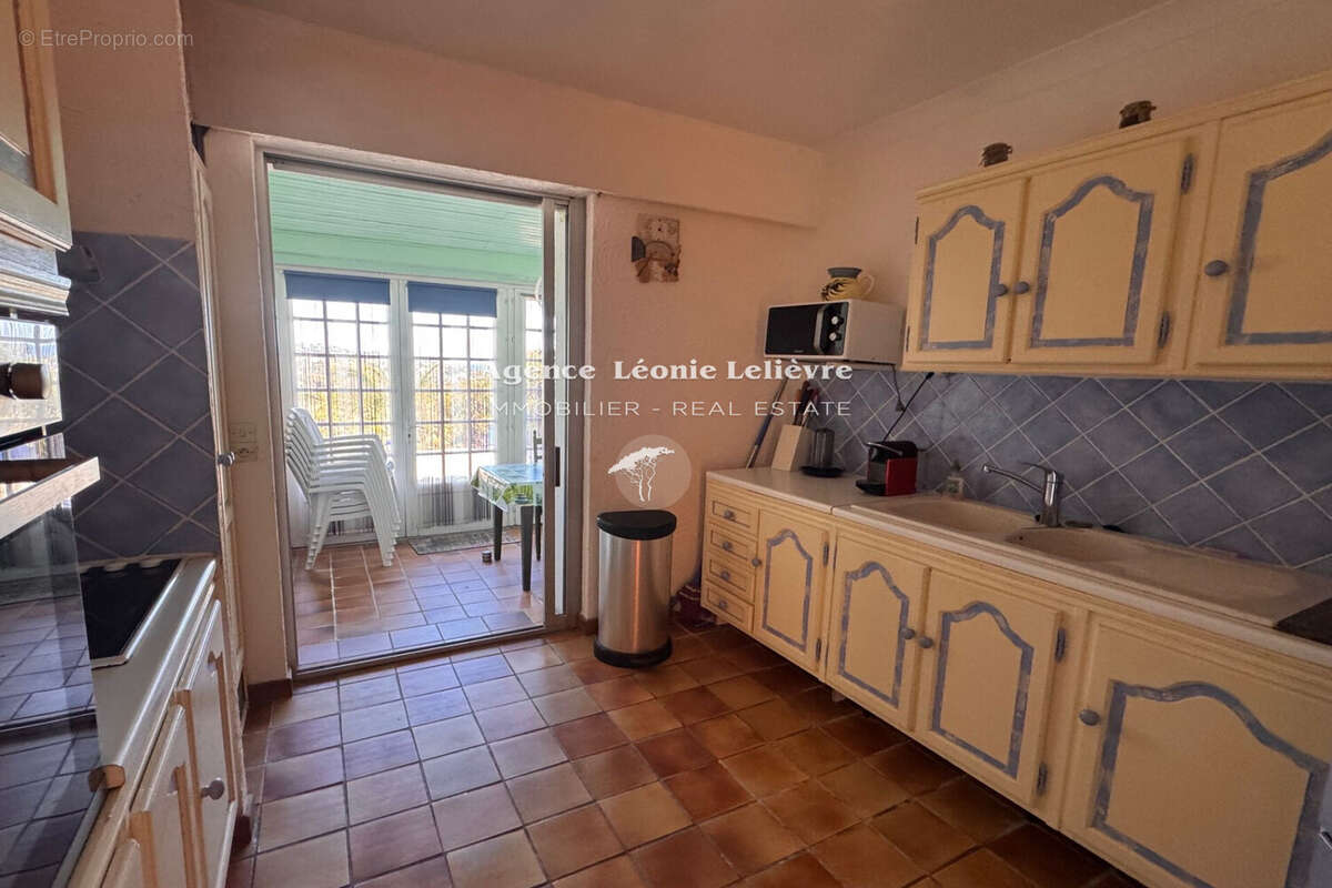 Maison à LES ISSAMBRES