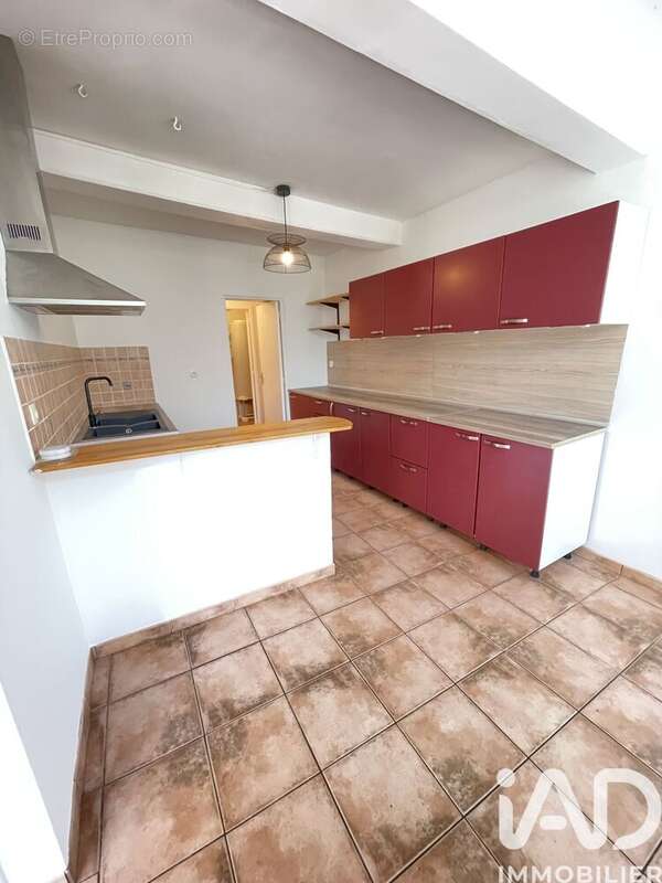 Maison 97 m² à Fontaine-La-Gaillarde  - photo 3