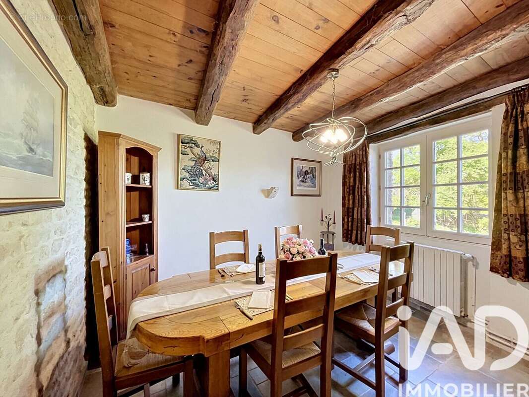 Photo 6 - Maison à SAINT-HILAIRE-DES-LOGES