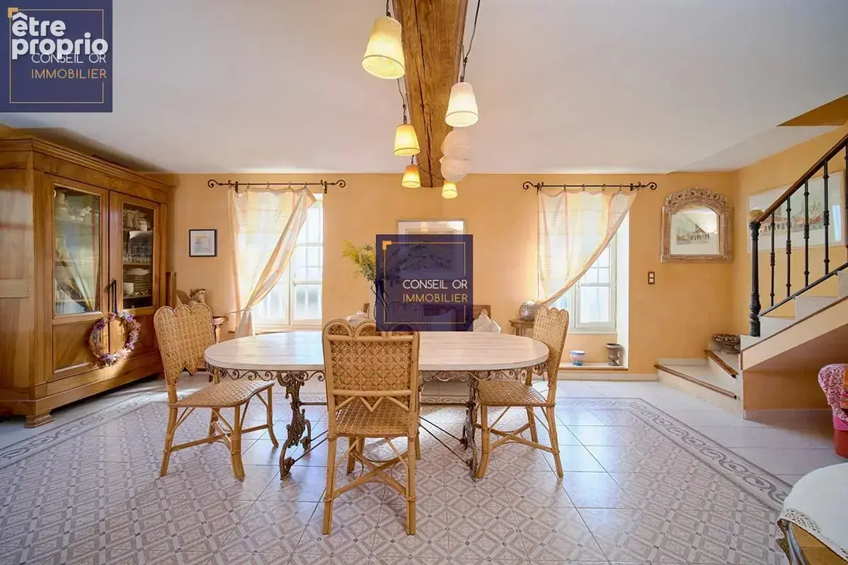 Maison T8 - 7 chambres - 1305 m² de terrain - piscine - photo 14