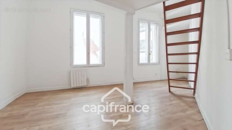 Maison à MONTREUIL