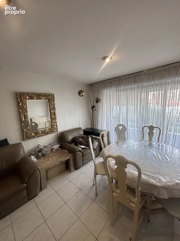 Appartement à PARIS-19E