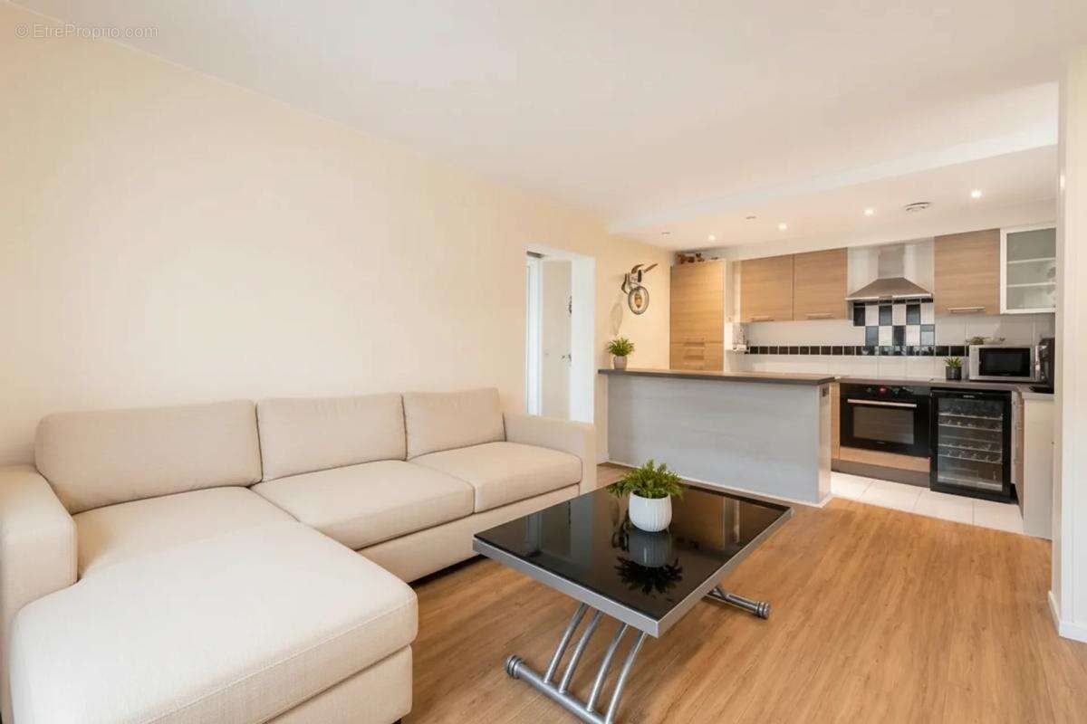 Maison entièrement rénovée - 320m saint-Cyr-sur-Morin - photo 4