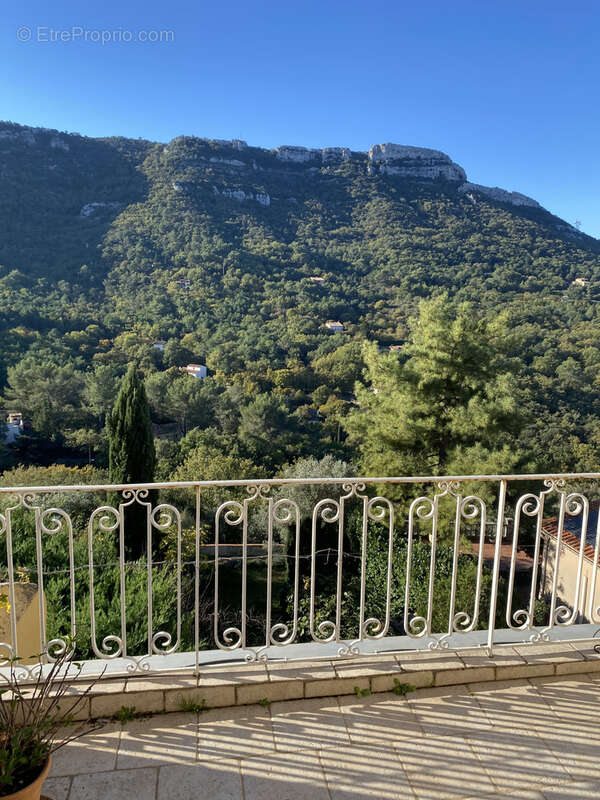 Calme et vue dégagée sur collines. - photo 11