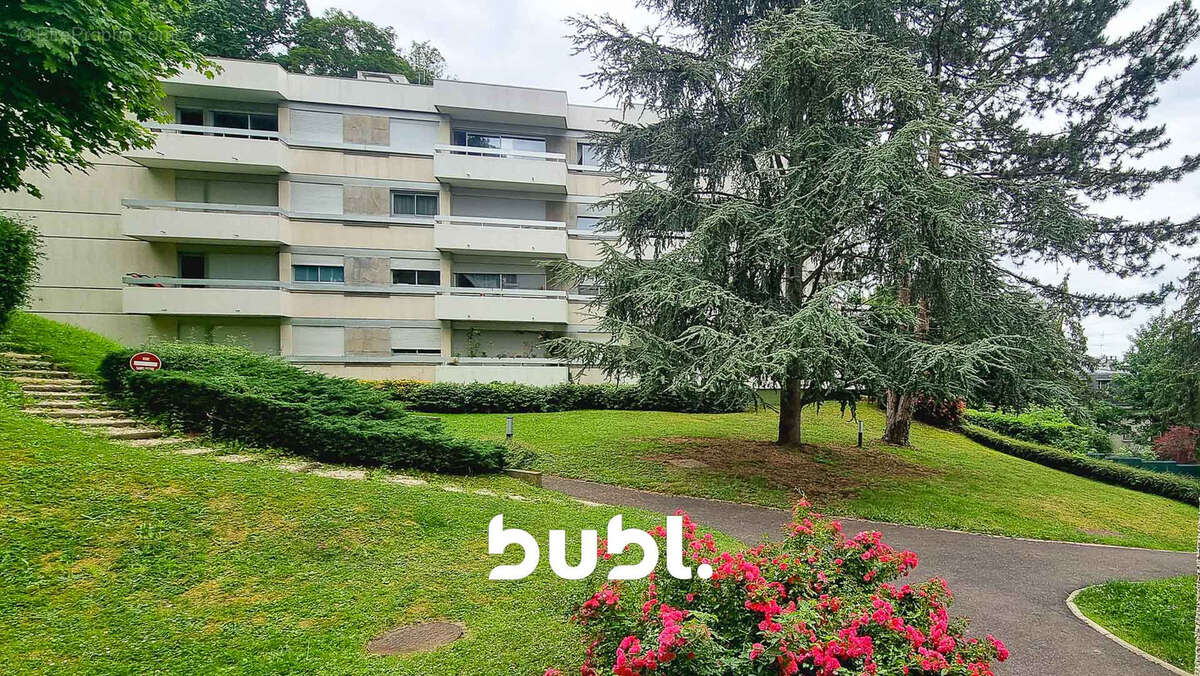 Appartement à BOUGIVAL