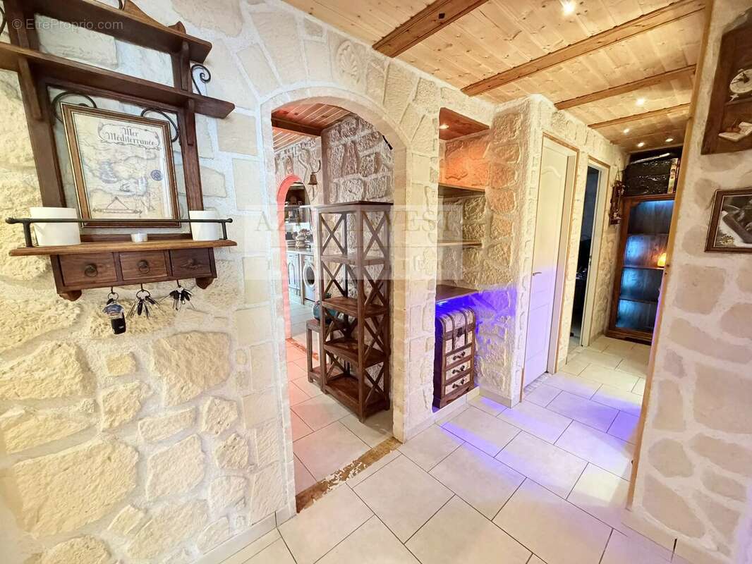 Appartement à MENTON