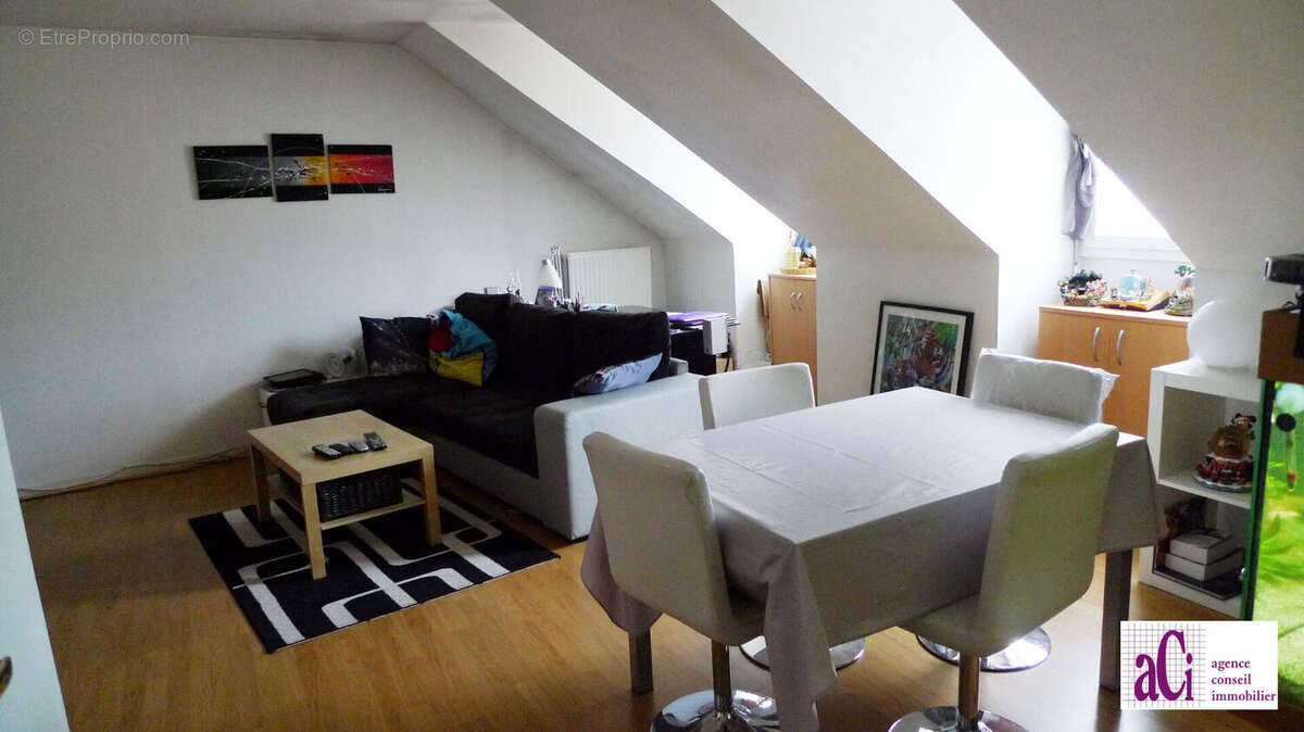 Appartement à L'HAY-LES-ROSES