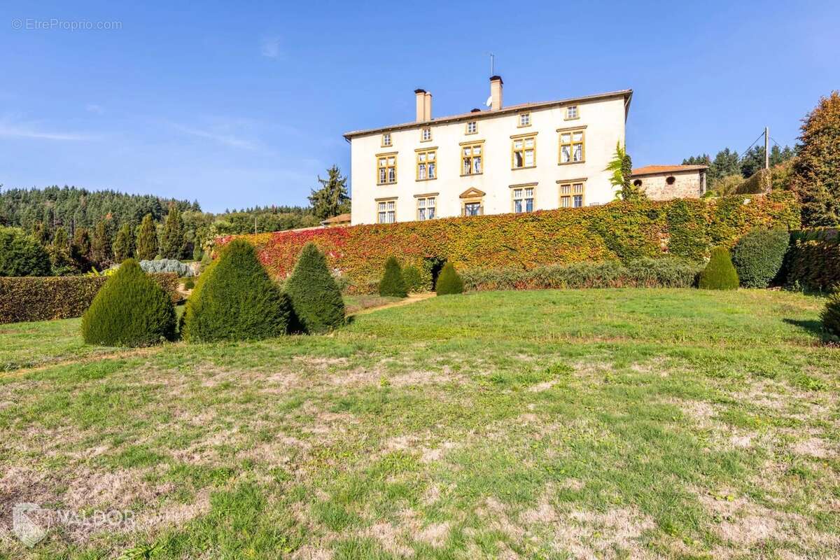 Maison à AMPLEPUIS