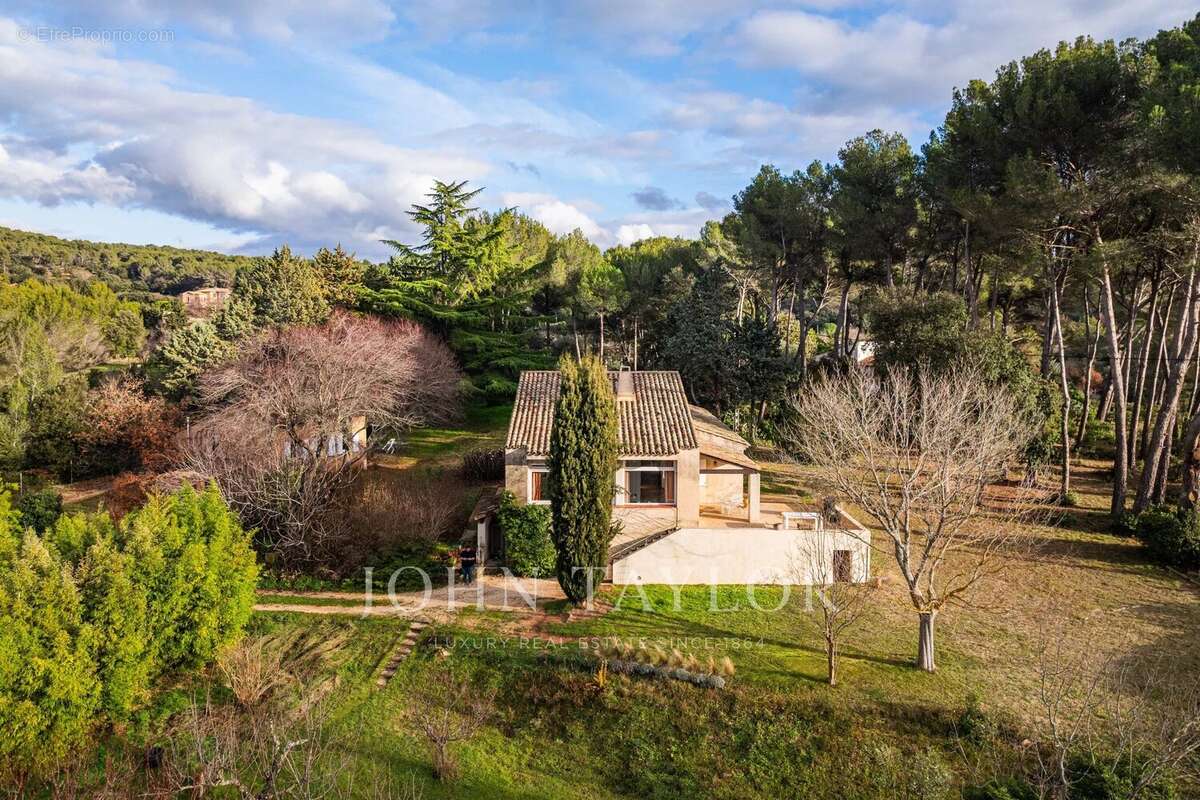 Maison à AIX-EN-PROVENCE