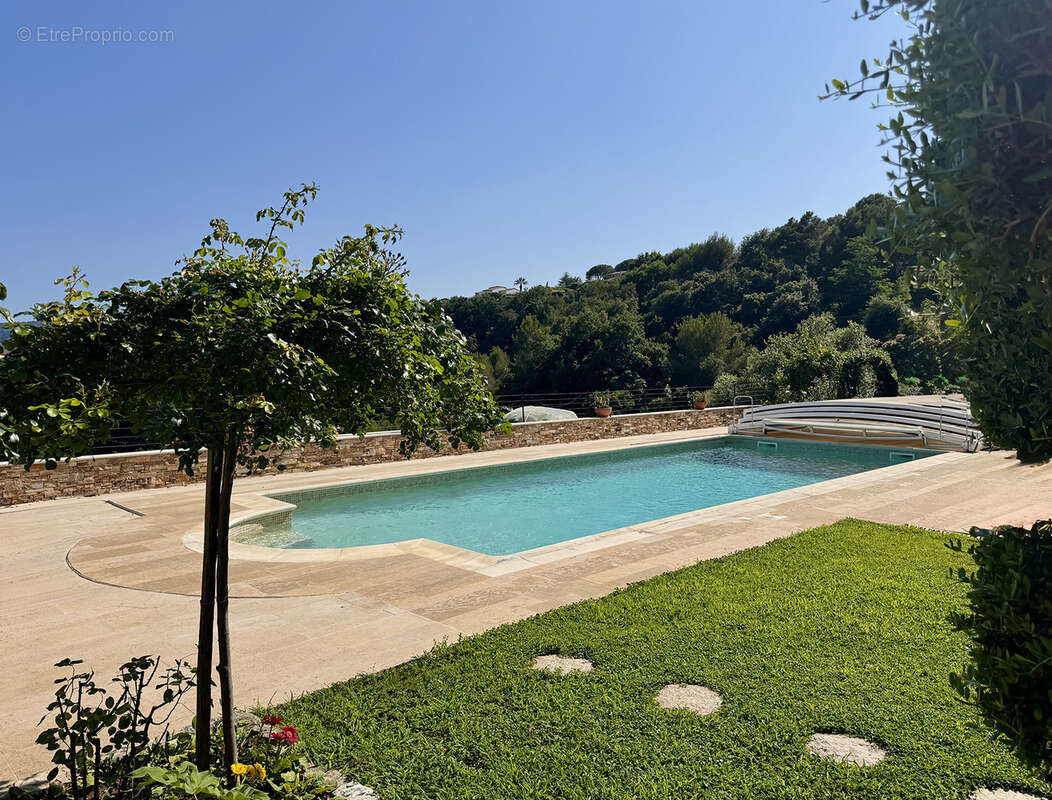 Maison à PEYMEINADE