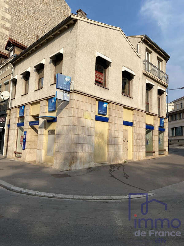 Appartement 410 m² à Saint-Etienne  - photo 2