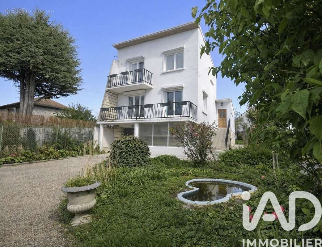 Photo 2 - Maison à TAVERNY