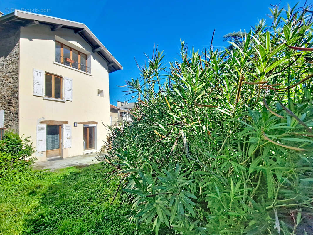 Maison à GIERES