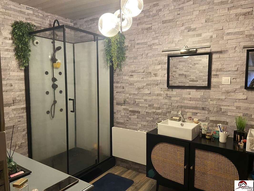 Maison à SAINT-ANDRE-D&#039;APCHON