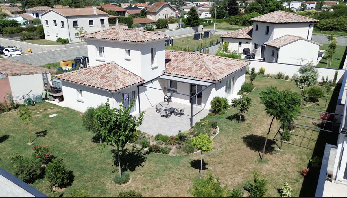 Maison à TOURNON-SUR-RHONE