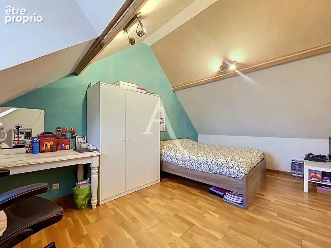 Maison de caractère de 225 m² - 5 Chambres -Terrain clos de 1 200 m² sans vis-à-vis - photo 13
