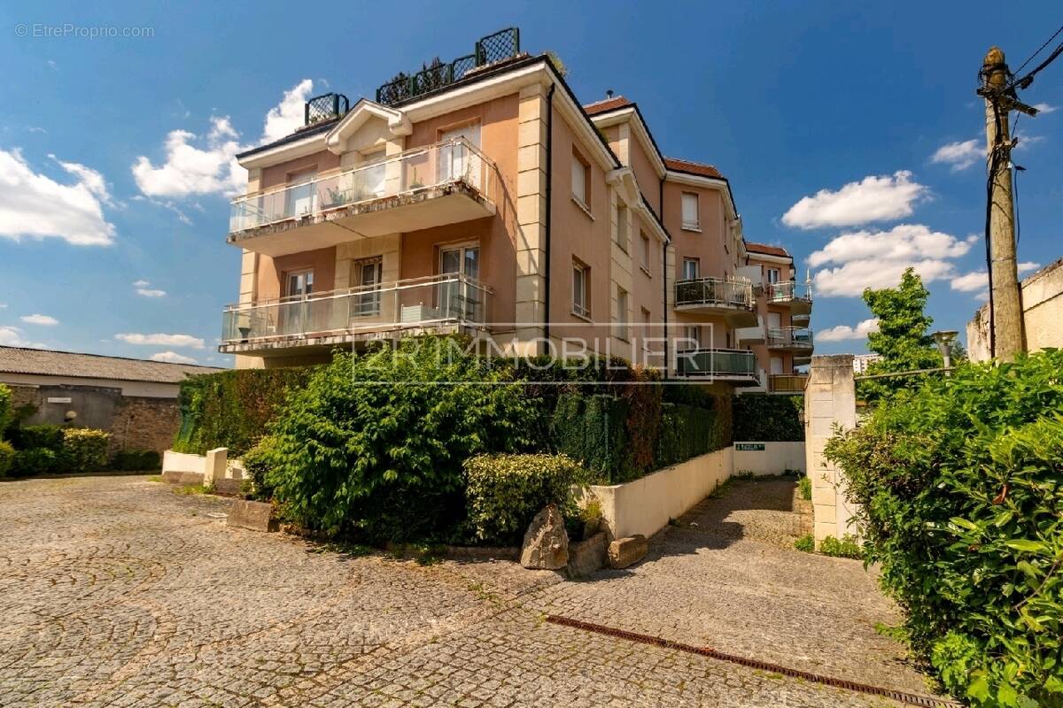 Appartement à LAGNY-SUR-MARNE