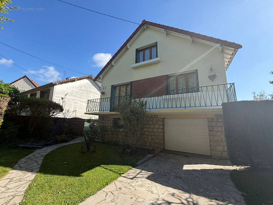 Maison à AULNAY-SOUS-BOIS