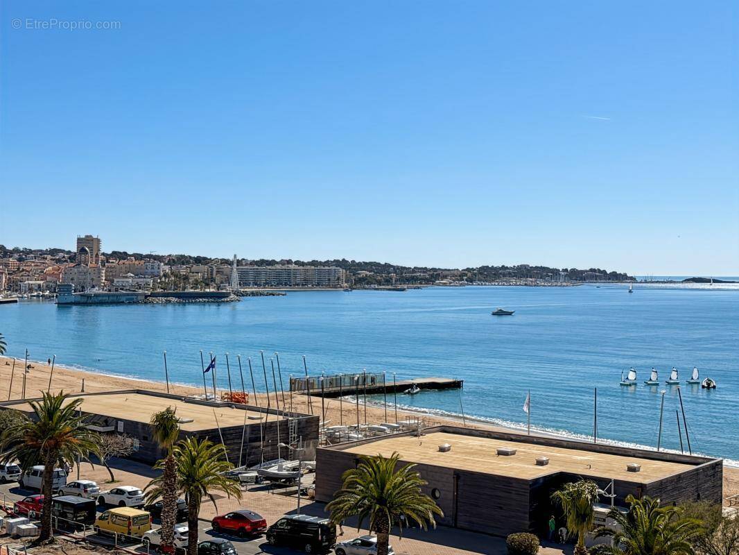 Appartement à FREJUS