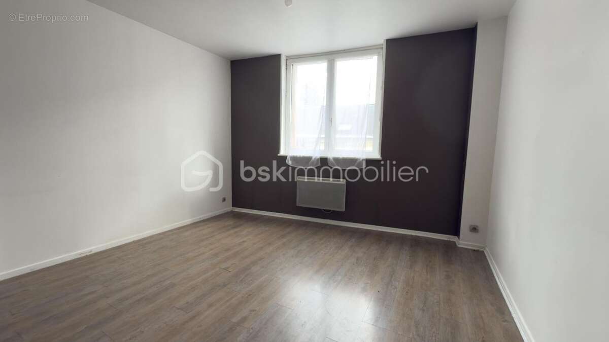 Appartement 2 chambres avec garage privé et cave à 5 minutes du centre ville à pied - photo 5