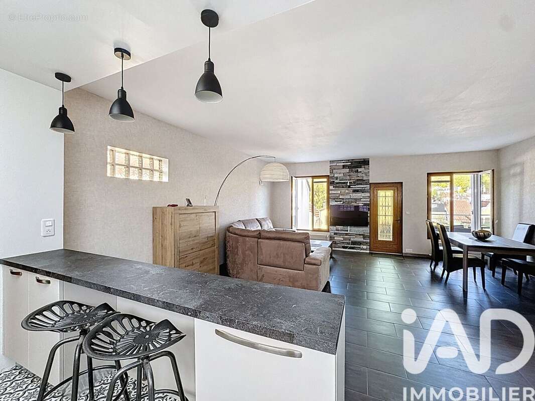 Photo 5 - Maison à CHAVILLE