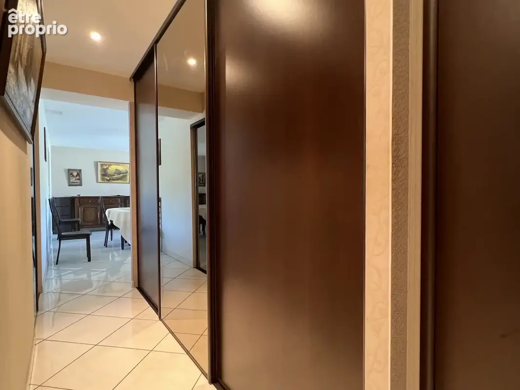 Magnifique appartement de 101 m2, avec vue imprenable sur la Vienne - photo 4
