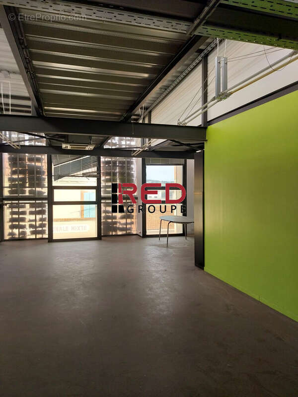 Commerce à MARSEILLE-16E