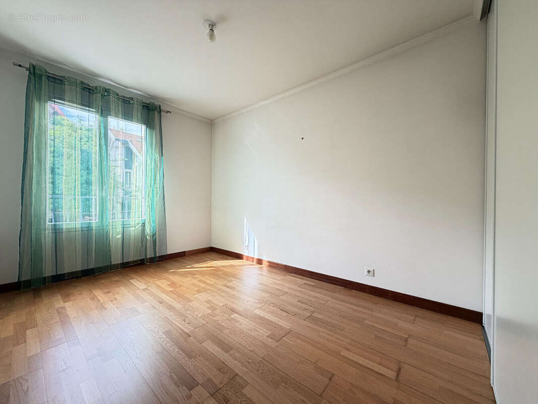 Appartement à VILLEJUIF