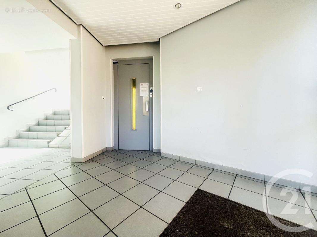 Appartement 107 m² à Limoges  - photo 17