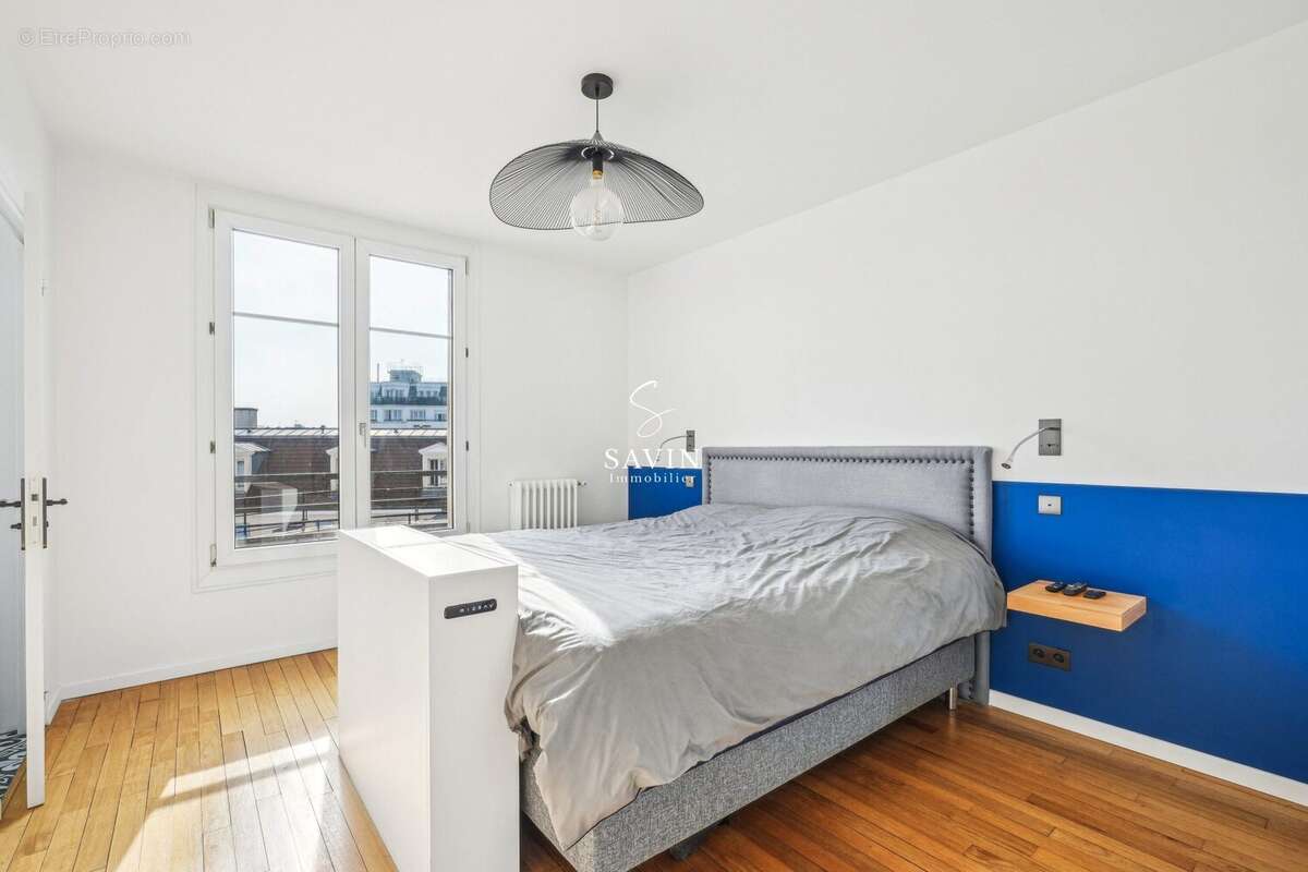 Appartement à LA GARENNE-COLOMBES