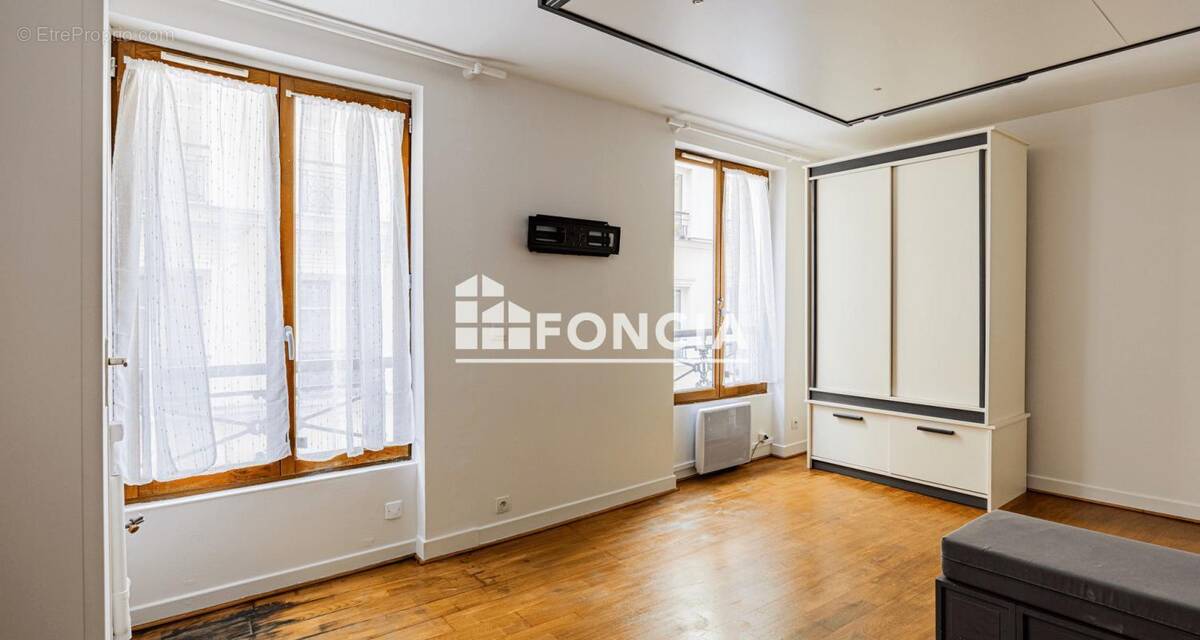 Appartement à PARIS-11E