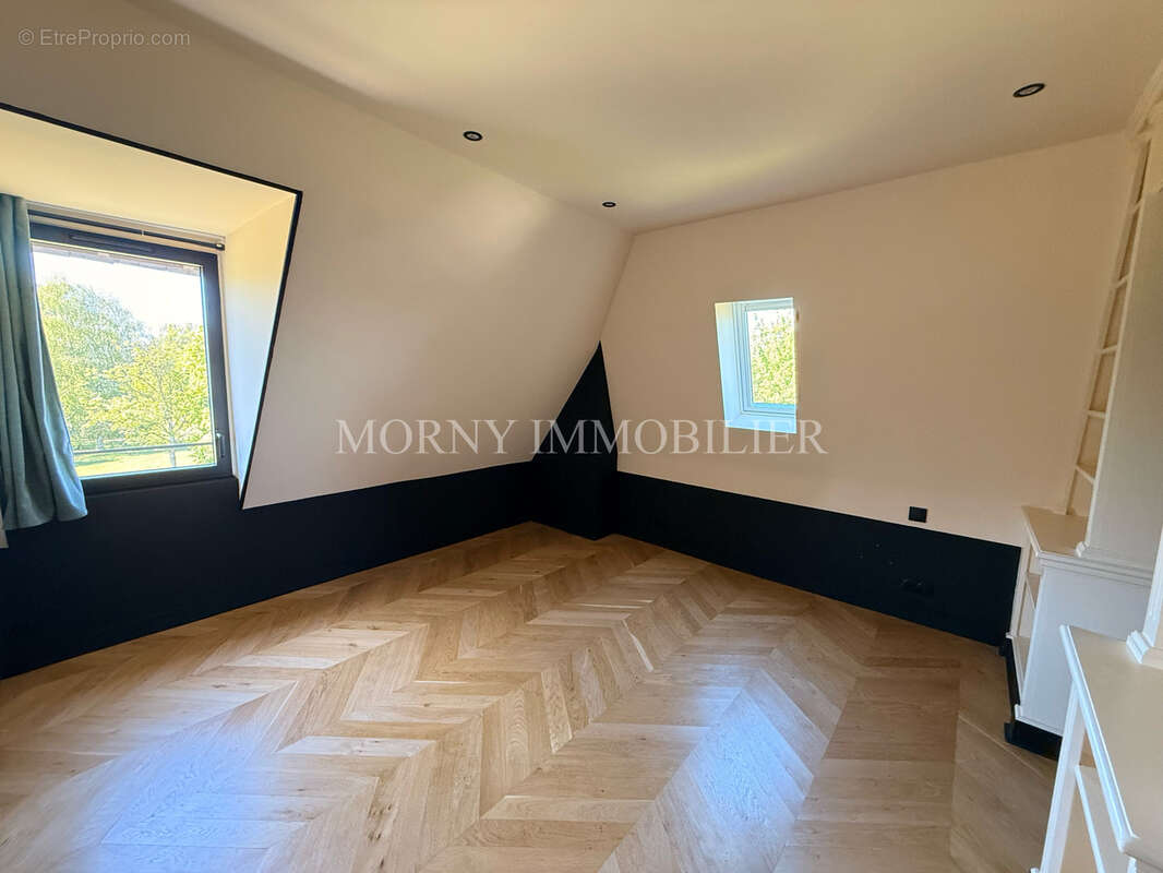 Appartement à TOURGEVILLE