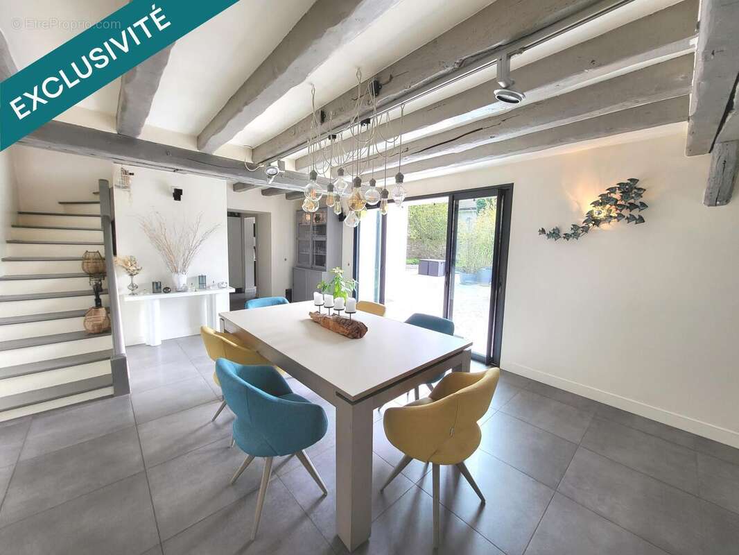 Maison 212 m² à Etrechy  - photo 8