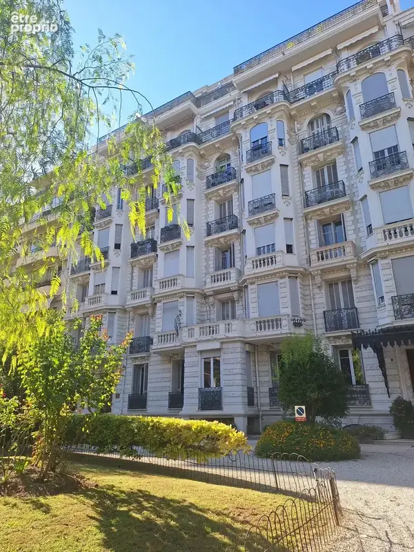 Superbe 2p avenue Mirabeau - photo 8