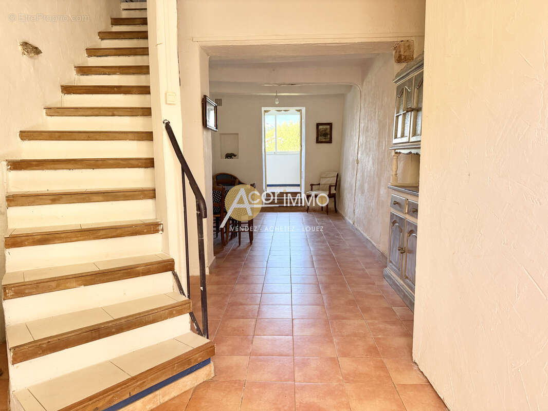 Six Fours Les Plages, La Mascotte, Maison T3 de 61m2 avec jardin - photo 3