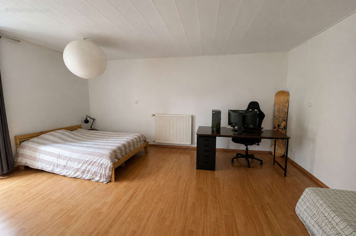 Maison à CORPS-NUDS