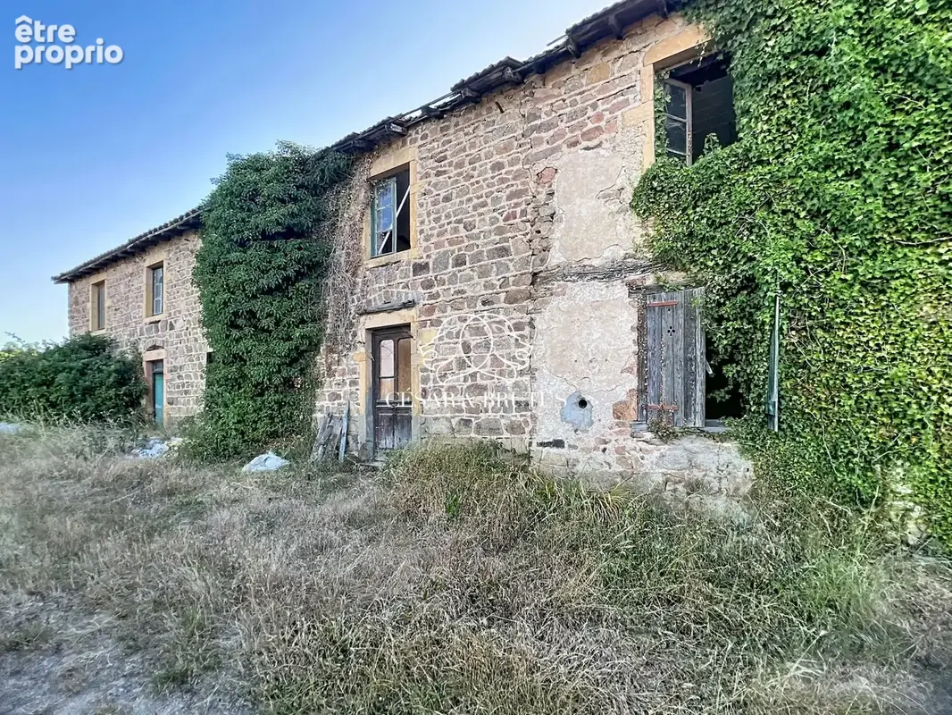 Maison à SAINT-JEAN-SAINT-MAURICE-SUR-LOIRE