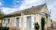 Maison à MARVILLE-MOUTIERS-BRULE