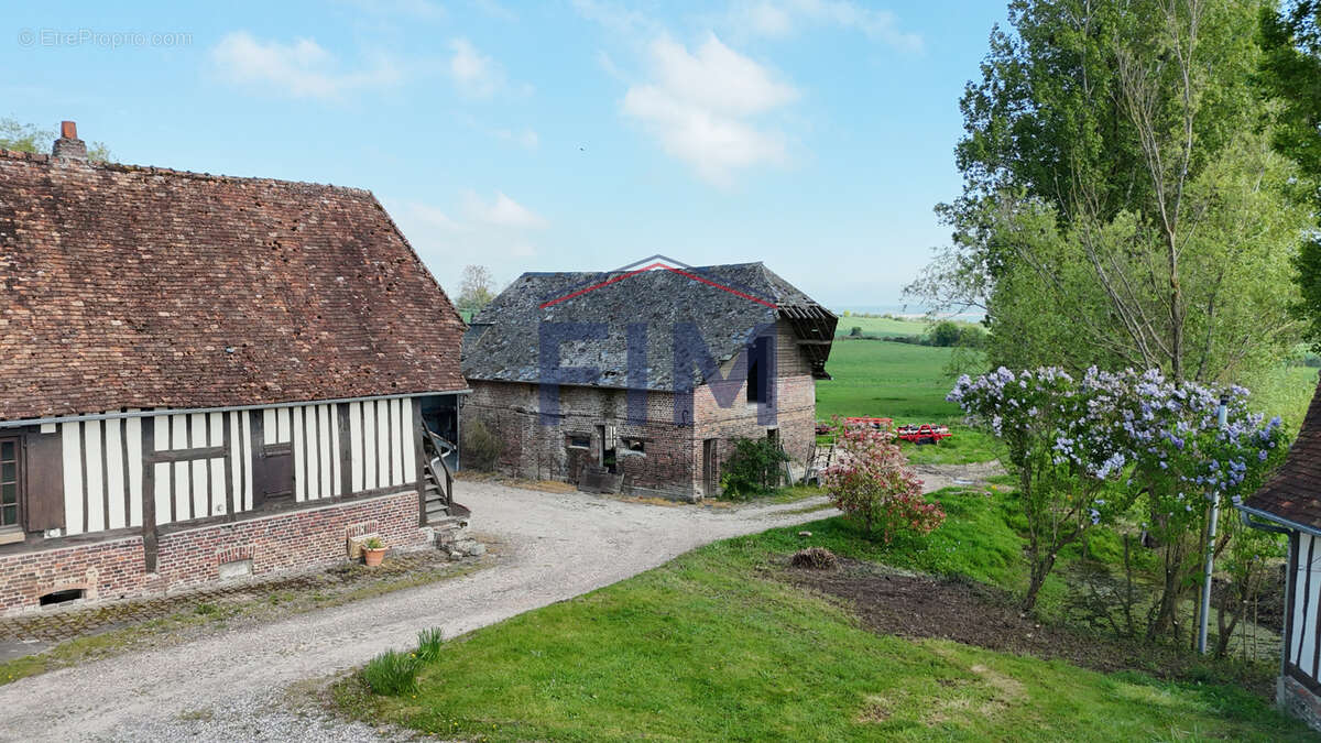 Maison à NEUFCHATEL-EN-BRAY